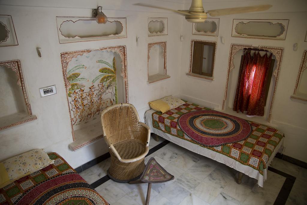 Udai Haveli Guest House Udaipur Room photo