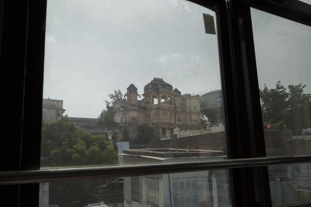 Udai Haveli Guest House Udaipur Exterior photo