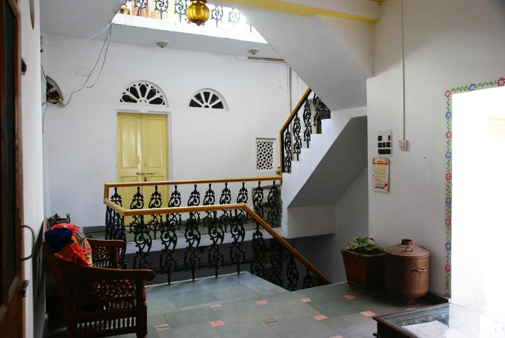 Udai Haveli Guest House Udaipur Exterior photo